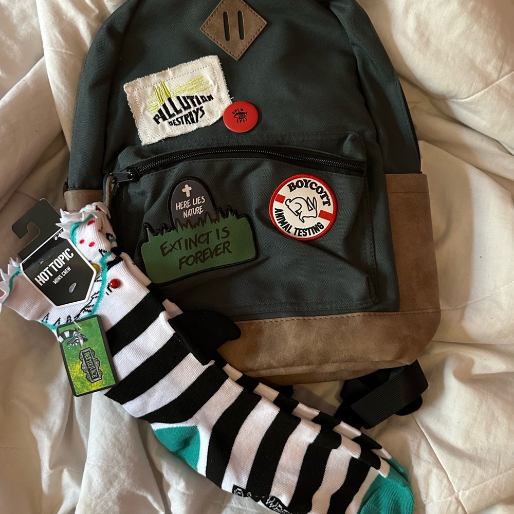 NWT BEETLEJUICE SOCKS AND BACKPACK